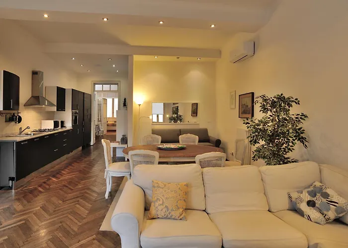 Apartamento Loris' House Modena